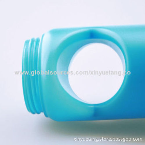 750ml Eco Good Grade BPA-free Football Shape Plastic Shaker Bottle